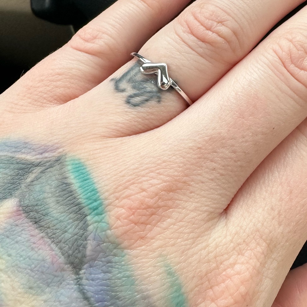 Free Gift With Purchase! New Sterling Silver Dainty Heart Ring